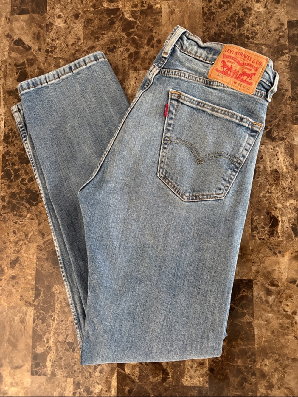 Levi's 505 32 X 32 100% cotton Vintage Straight-Leg Denim Jeans